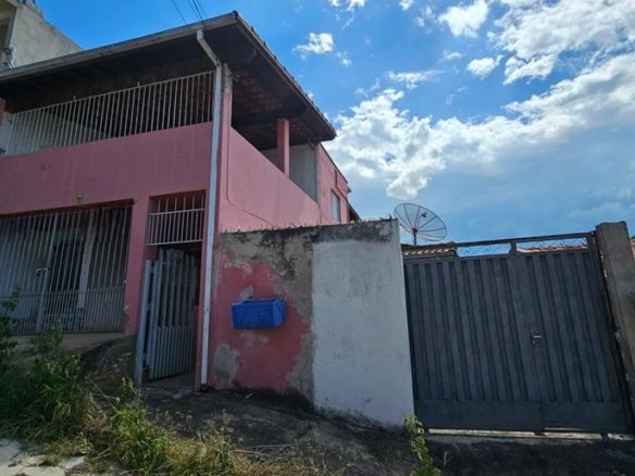 Casa com duas moradas de 165 m² à Venda em Cambuí MG Cód. 2065 (2)