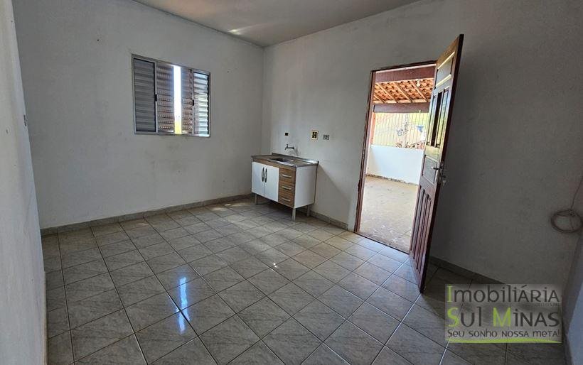 Casa com duas moradas de 165 m² à Venda em Cambuí MG Cód. 2065 (6)