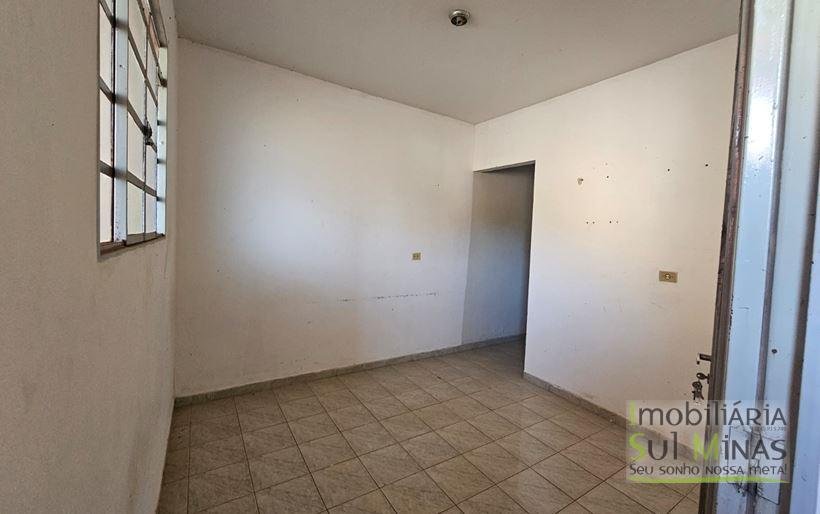 Casa com duas moradas de 165 m² à Venda em Cambuí MG Cód. 2065 (7)