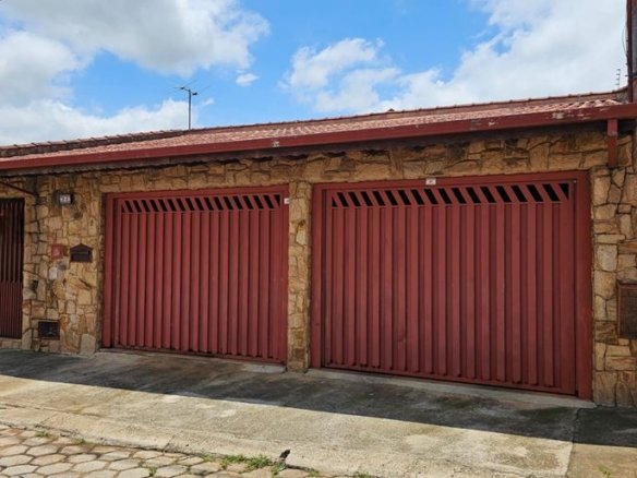Casa com vista para Serra da Mantiqueira à Venda em Cambuí MG Cód. 2062 (33)