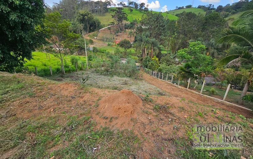 Chácara de 1500m² com casa iniciada à Venda em Estiva MG Cód. 2073 (1)