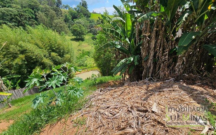 Chácara escriturada e rica em Água à Venda no Sul de Minas Cód. 2075 (19)