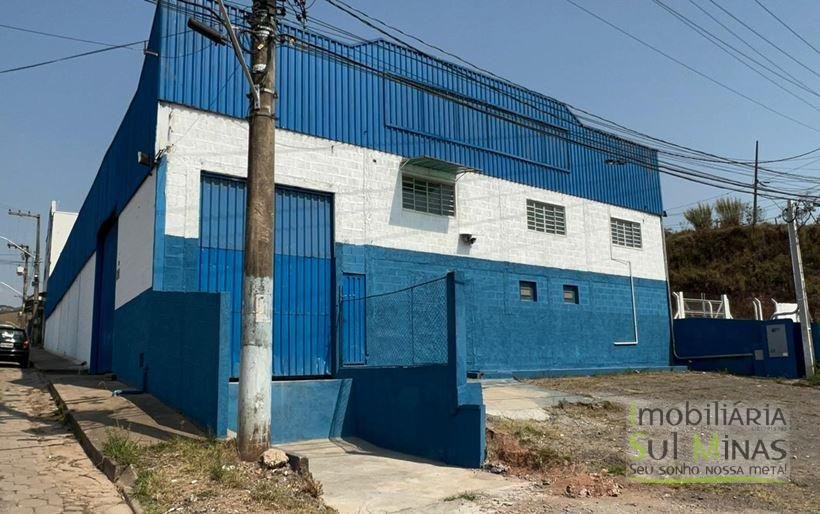 Galpão de 820 m ² em Cambuí MG com pé direito de 6 metros Cód. 2060 (6)