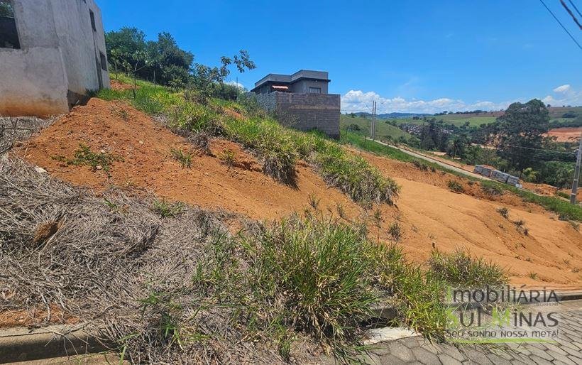 Lote de 160m² em bairro novo à Venda em Cambuí MG Cód. 2070 (1)