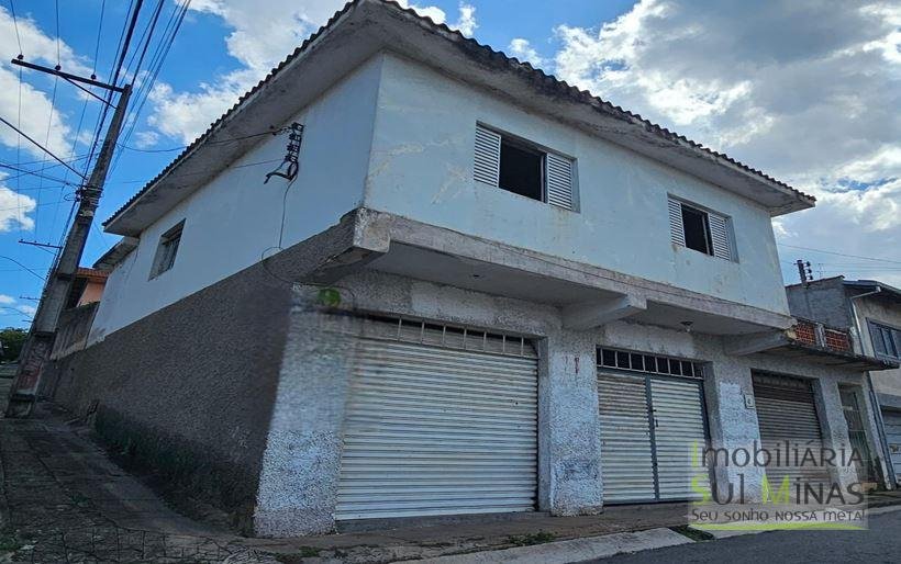 Sobrado com ponto comercial à Venda em Cambuí MG Cód. 2071 (11)