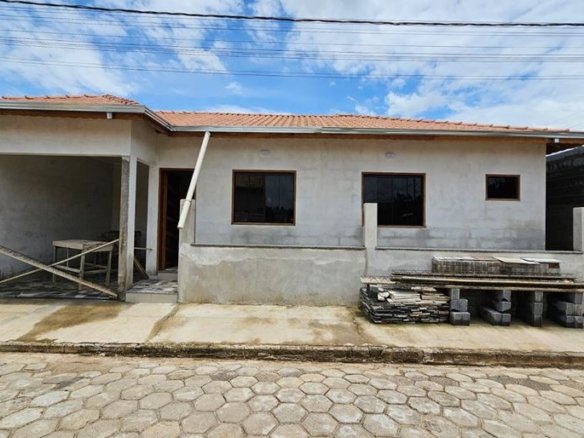 Casa com 3 dormitórios próximo ao centro à Venda no Córrego do Bom Jesus Cód. 2081 (14)