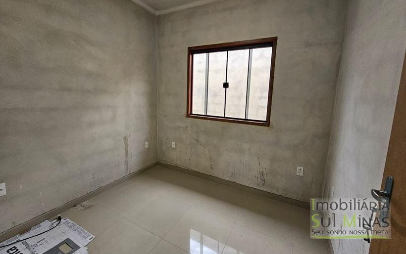 Casa com 3 dormitórios próximo ao centro à Venda no Córrego do Bom Jesus Cód. 2081 (8)