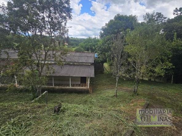 Chácara com 2.000 m² escriturada à Venda em Cambuí MG Cód. 2079 (3)