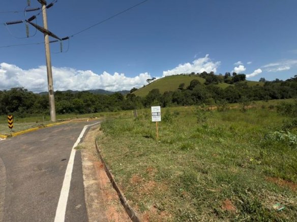 Área de 27.693 m² Comercial Industrial à Venda – Trevo de Cambuí MG Cód. 2118 (13)