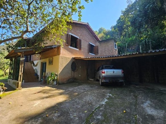 Chácara de 8000m² com Escritura à Venda em Cambuí MG Cód. 2120 (22)