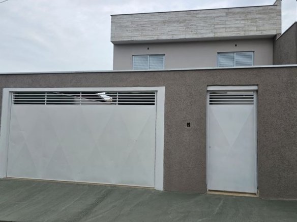 Casa com Terraço à Venda em Cambuí MG Cód. 2021 (14)