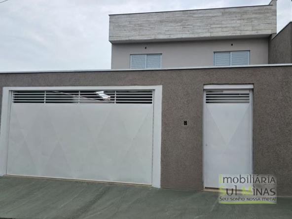 Casa com Terraço à Venda em Cambuí MG Cód. 2021 (14)