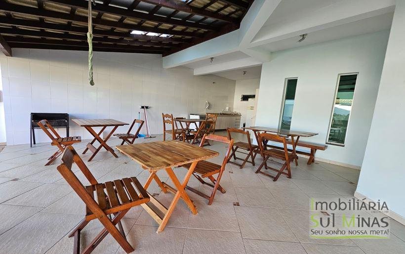 Casa de Alto Padrão com Piscina e Cascata à Venda em Cambuí MG Cód. 2142 (9)