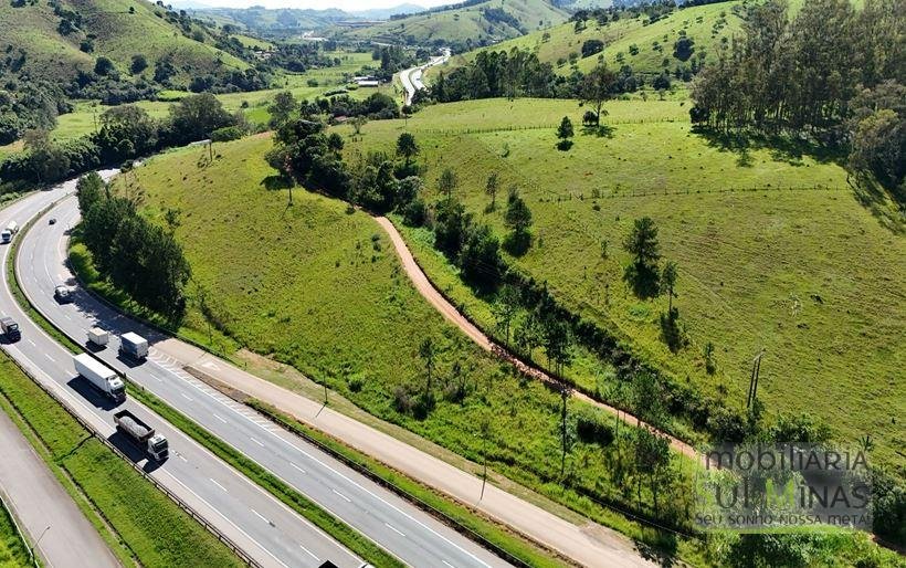 Área Industrial com 42.827 m² à Venda em Cambuí MG Cód. 2150 (2)