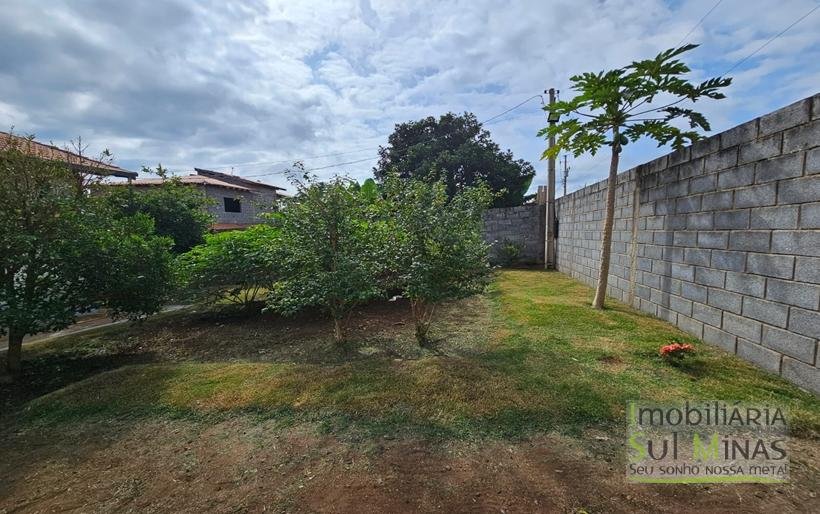 Chácara de 500m² a 4km de Cambui MG à Venda Cod 2162 (1)