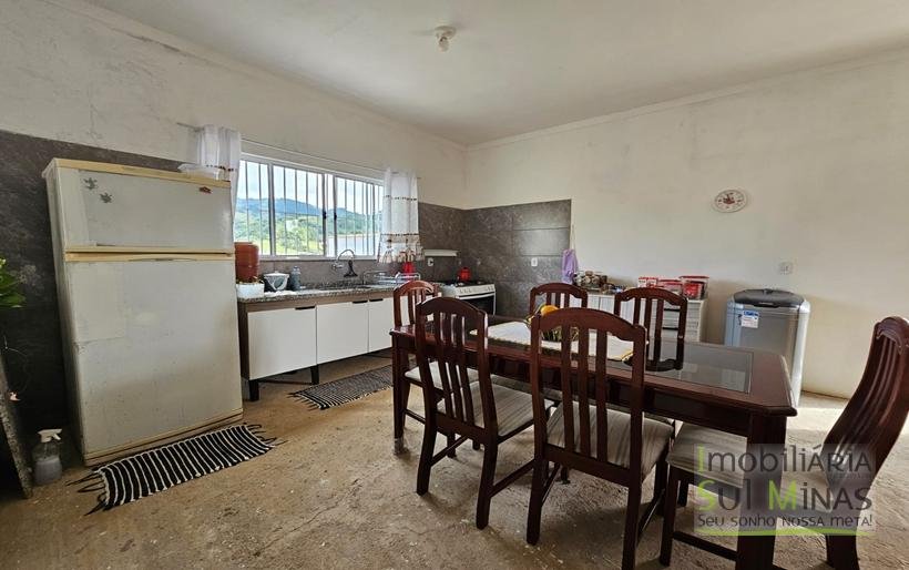 Chácara de 500m² a 4km de Cambui MG à Venda Cod 2162 (11)