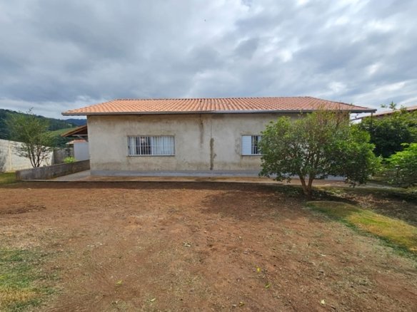 Chácara de 500m² a 4km de Cambui MG à Venda Cod 2162 (17)