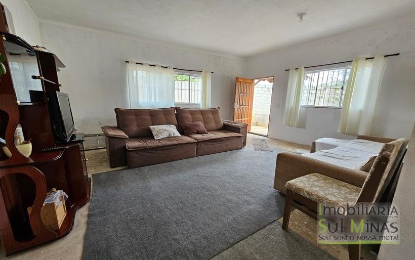 Chácara de 500m² a 4km de Cambui MG à Venda Cod 2162 (4)