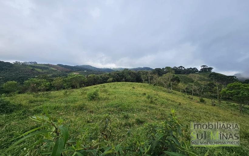 Sítio com 21 hectares à Venda em Senador Amaral MG Cód 1332 (10)