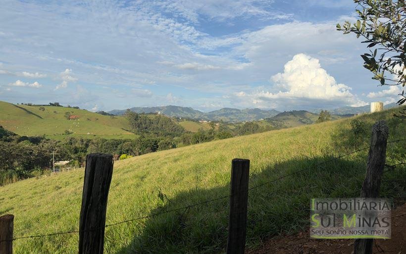 Sítio com 72.000m² à Venda em Cambuí MG COD 2156 (18)