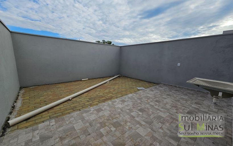 Sobrado com 3 quartos à Venda em Cambuí MG Cód. 2152 (4)