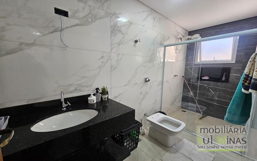 Apartamento com Vista à Venda em Cambuí MG Cod 2173 (17)