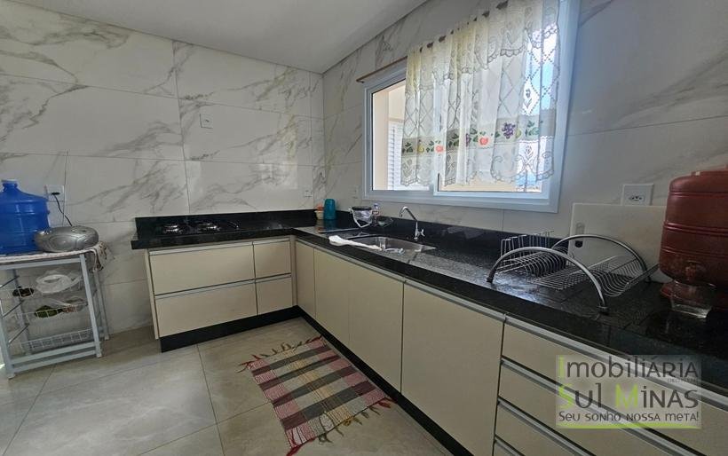 Apartamento com Vista à Venda em Cambuí MG Cod 2173 (4)