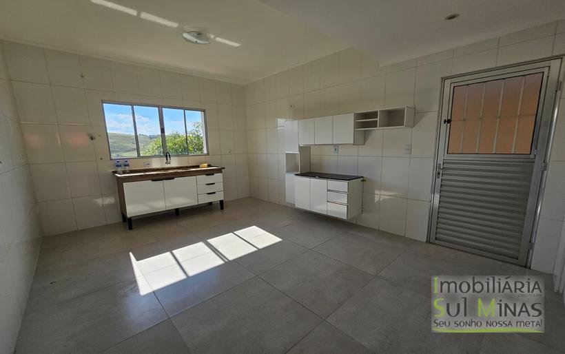 Casa para Locação em Cambuí MG Ampla, Confortável e Bem Localizada! COD 2189 (34)