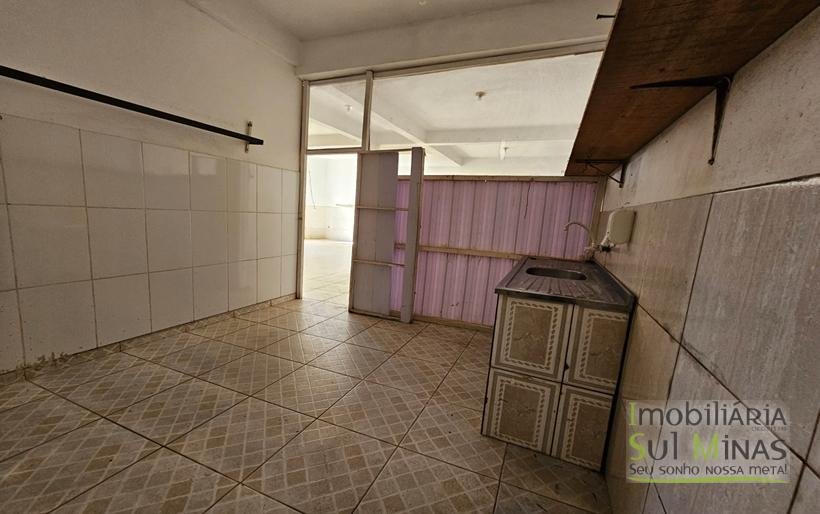 Salão comercial de 80m² para locação em Cambuí MG COD 2166 (4)