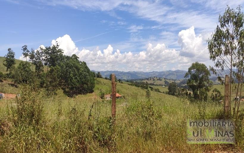 Terreno com 1.075 m² próximo a cidade à Venda em Cambuí MG COD 2169 (1)