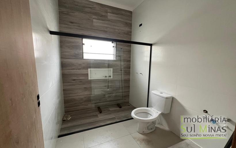 Casa de 148 m² plana nova para locação em Cambuí MG COD 2164 (10)