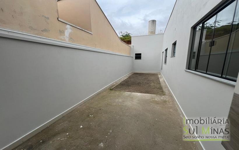 Casa de 148 m² plana nova para locação em Cambuí MG COD 2164 (6)