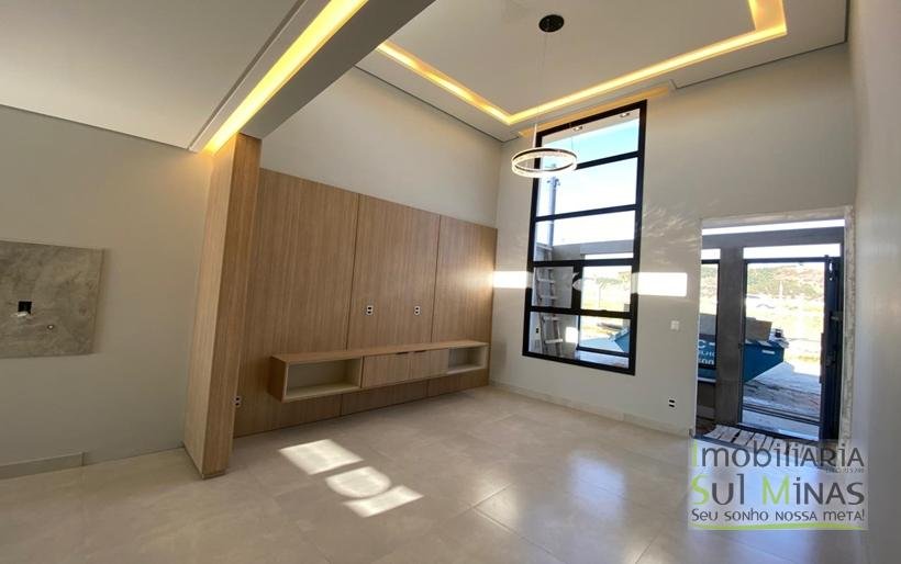 Casa moderna e de alto Padrão à Venda em Cambuí MG Cód. 1997 (70)