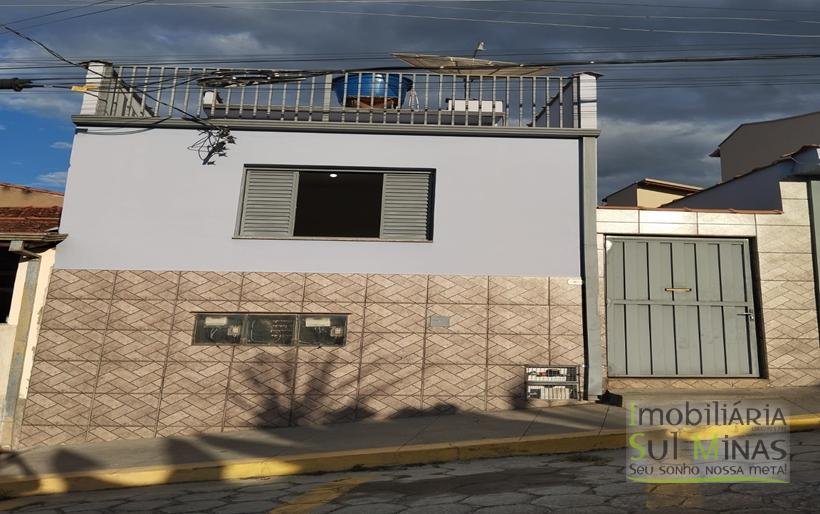 Casa para locação a poucos minutos do Centro de Cambuí MG COD2201 (1)