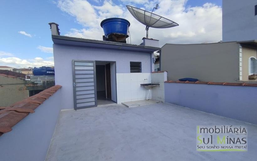 Casa para locação a poucos minutos do Centro de Cambuí MG COD2201 (11)