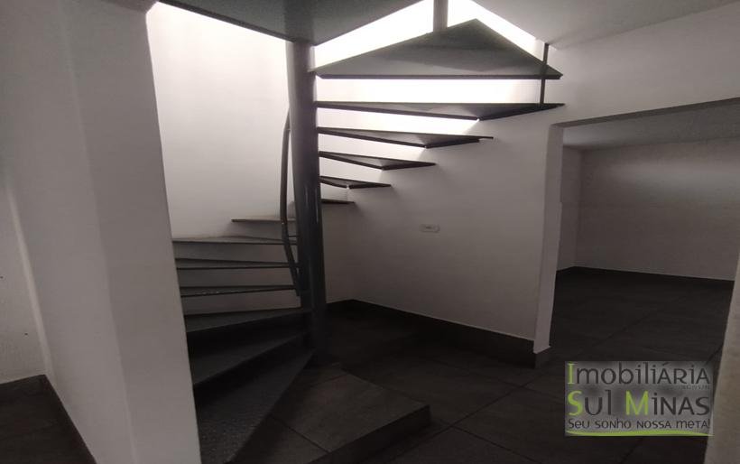 Casa para locação a poucos minutos do Centro de Cambuí MG COD2201 (3)