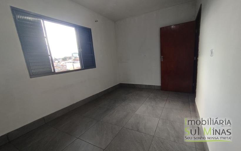 Casa para locação a poucos minutos do Centro de Cambuí MG COD2201 (7)