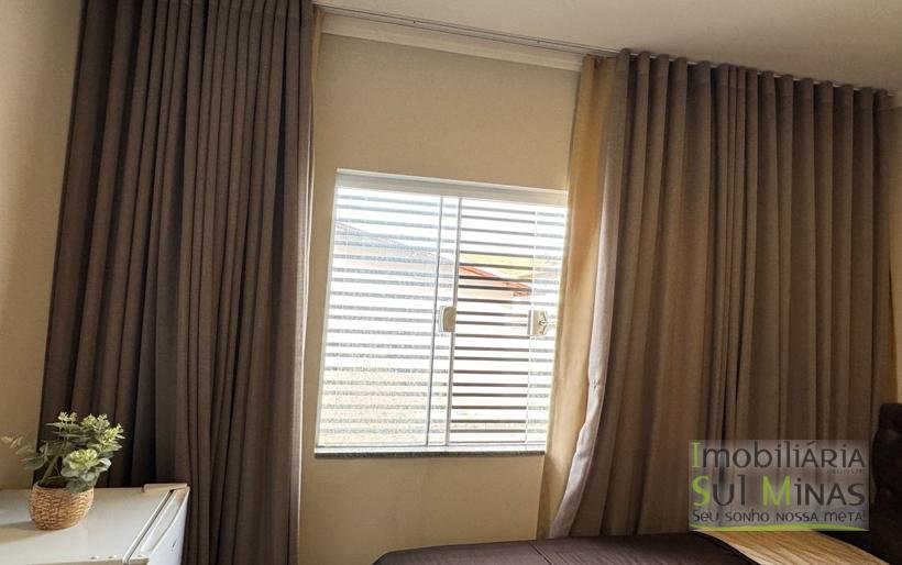 Quarto particular em uma casa nova toda equipada para Locação em Cambuí MG CO2195 (11)