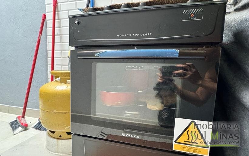 Quarto particular em uma casa nova toda equipada para Locação em Cambuí MG CO2195 (12)