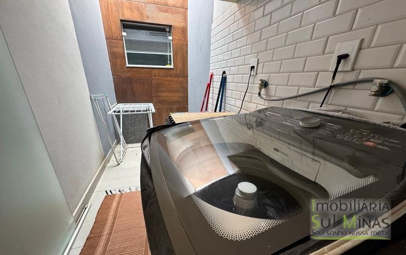 Quarto particular em uma casa nova toda equipada para Locação em Cambuí MG CO2195 (15)