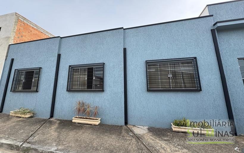 Quarto particular em uma casa nova toda equipada para Locação em Cambuí MG CO2195 (18)