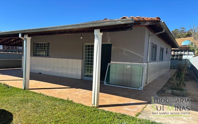 Casa a venda no Córrego do Bom Jesus MG com 1.066 m² e Linda Piscina COD1617 (5)