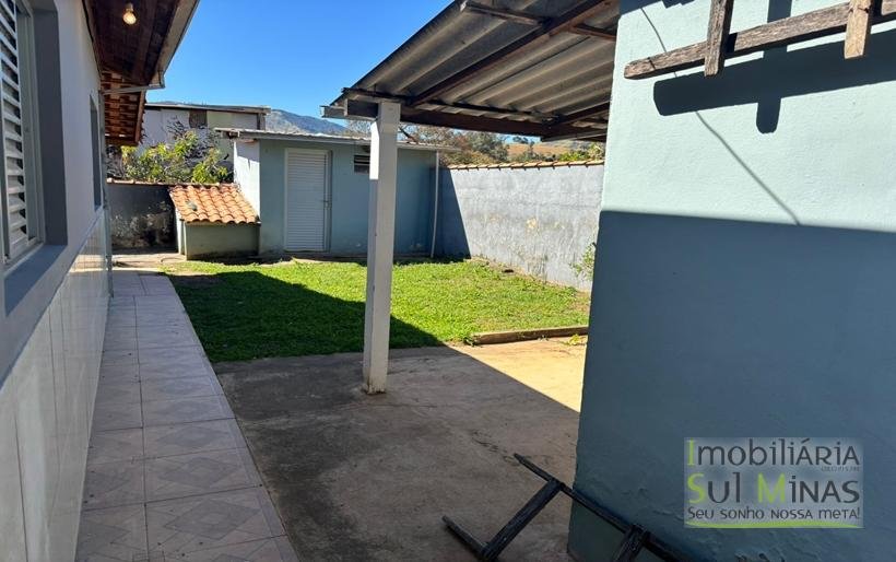 Casa a venda no Córrego do Bom Jesus MG com 1.066 m² e Linda Piscina COD1617 (8)