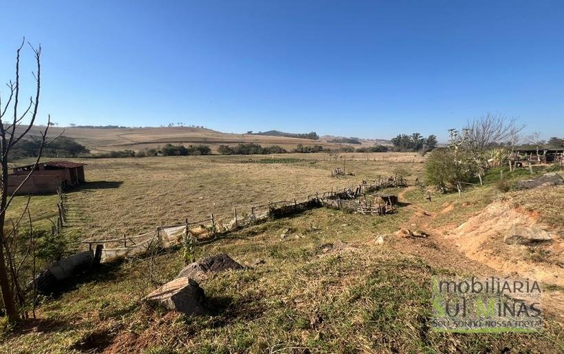 Área Industrial com 54.000m² à Venda em Estiva MG (10) COD2245