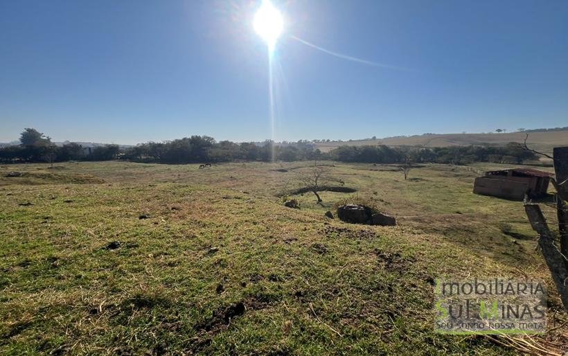 Área Industrial com 54.000m² à Venda em Estiva MG (15) COD2245