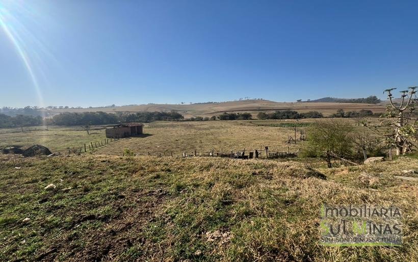 Área Industrial com 54.000m² à Venda em Estiva MG (6) COD2245