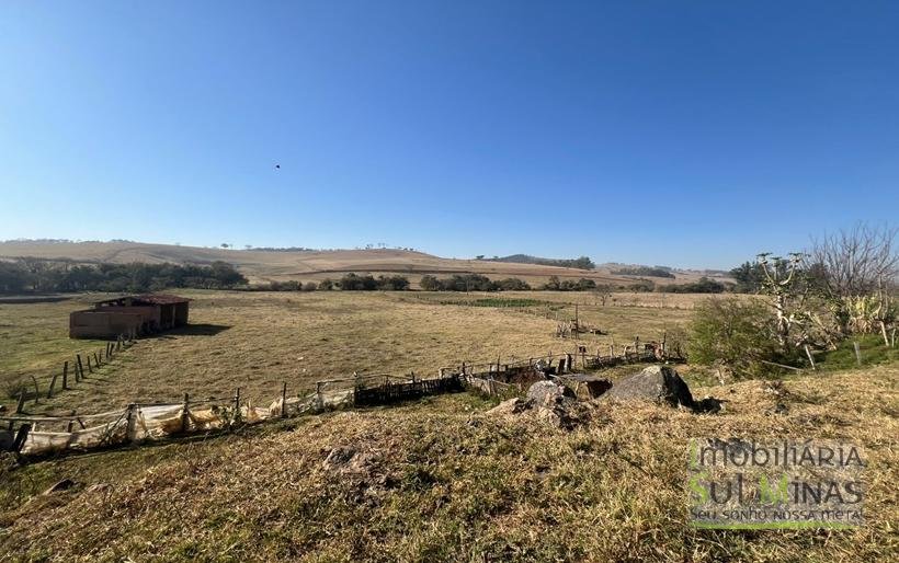 Área Industrial com 54.000m² à Venda em Estiva MG (7) COD2245