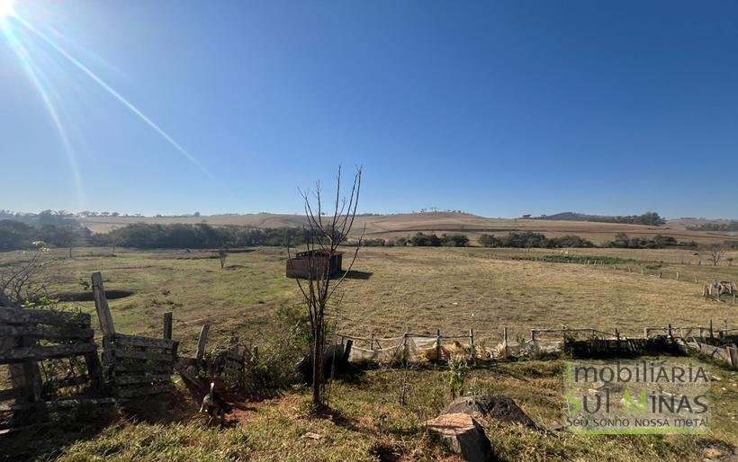 Área Industrial com 54.000m² à Venda em Estiva MG (8) COD2245