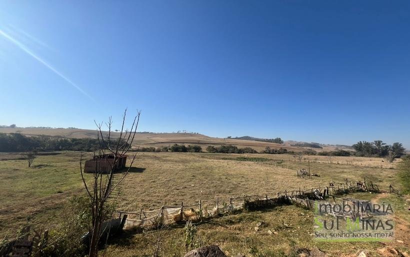 Área Industrial com 54.000m² à Venda em Estiva MG (9) COD2245