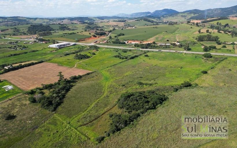 Área Industrial de 150.000m² à Venda em Pouso Aegre MG (11) (Copy)